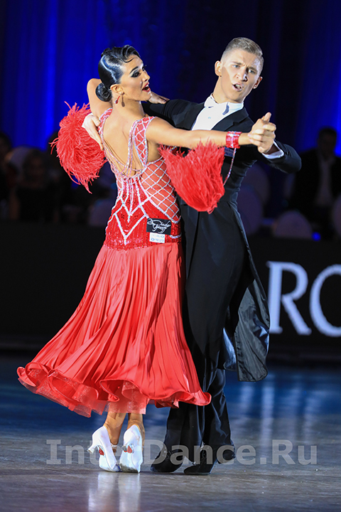 Семен Хржановский и Елизавета Лыхина выиграли Кубок мира по 10 танцам!