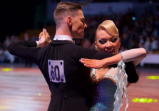 Дмитрий Жарков и Ольга Куликова выиграли чемпионат Европы по Стандарту