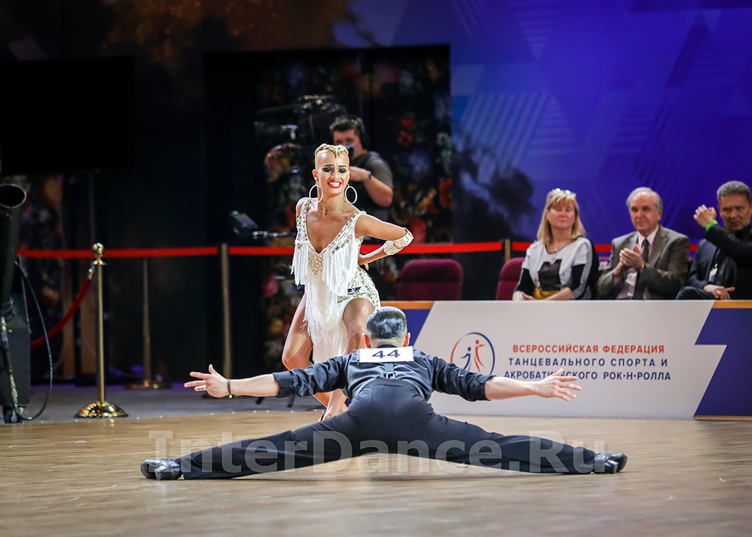 WDSF World Championship 10 Dance 2019, Winson Tam - Anastasia Novikova